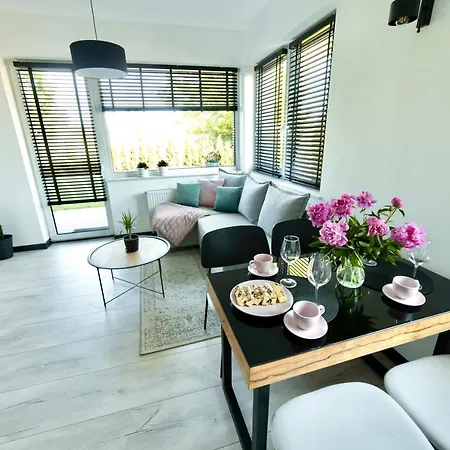 Apartament Ogrodowy Zakatek Uniejow Exterior photo